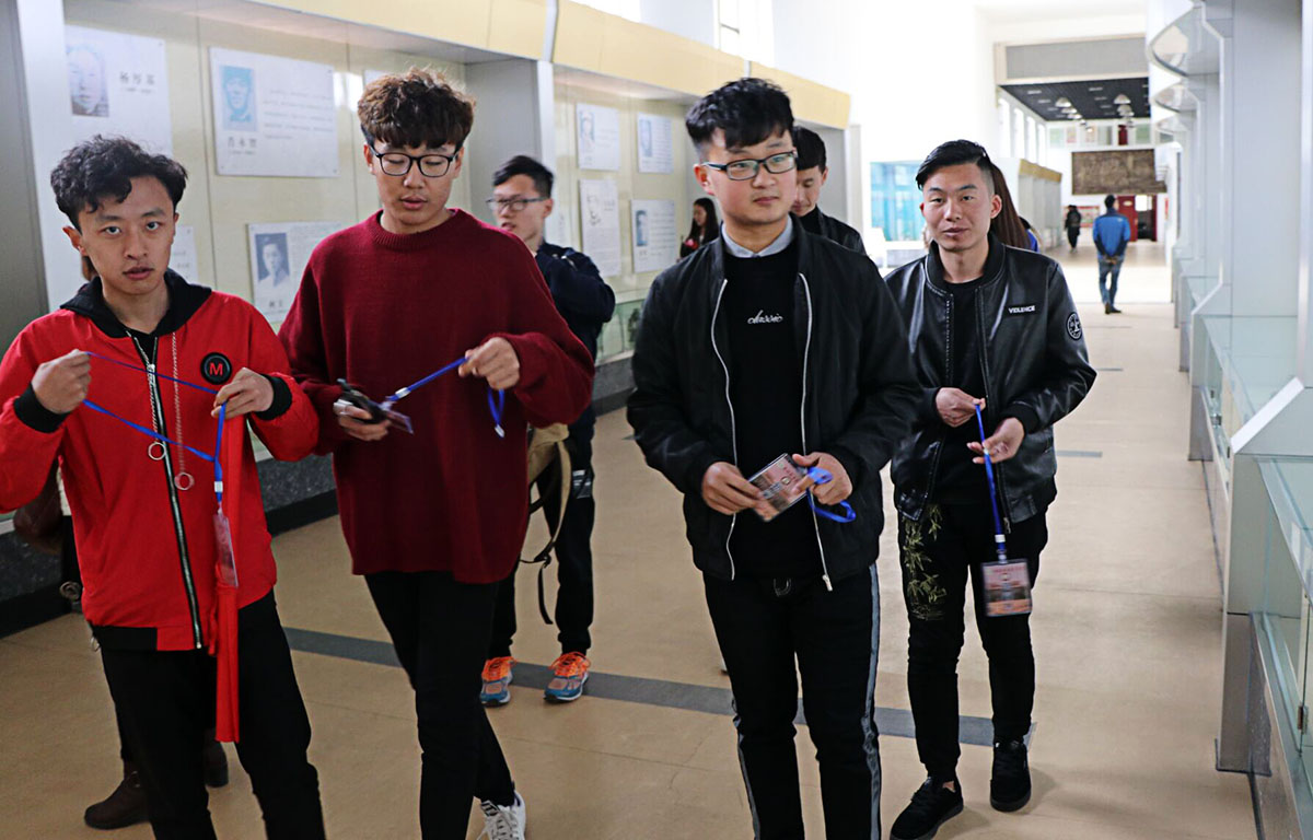 思政部：知行社“清明时节 缅怀先烈”追忆红色历史